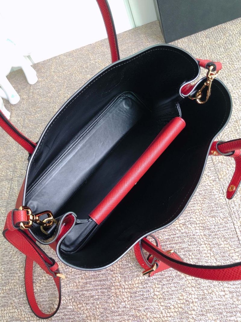 Pra*a top handle bags